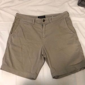 american eagle gray mens shorts